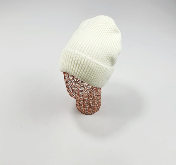 Шапка Март Кира (молочный)